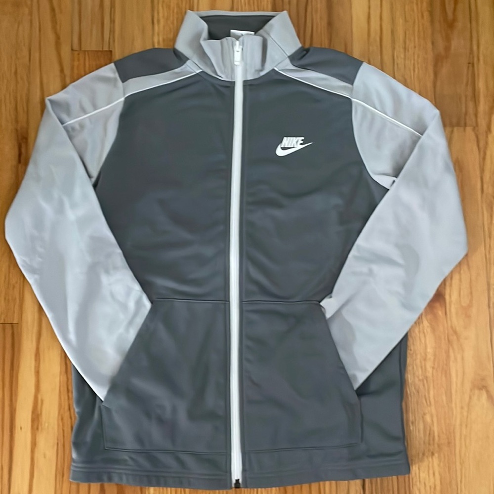 🆕 Boys Nike Jacket